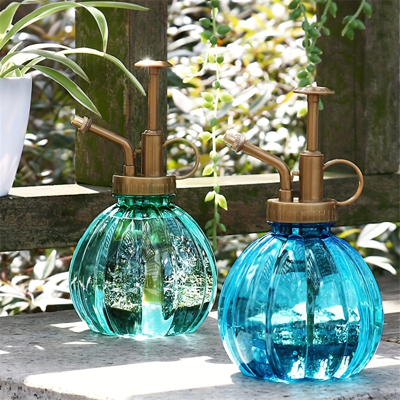 Household Plastic Spray Bottle - đánh giá và giá Gardening Tools Watering Can